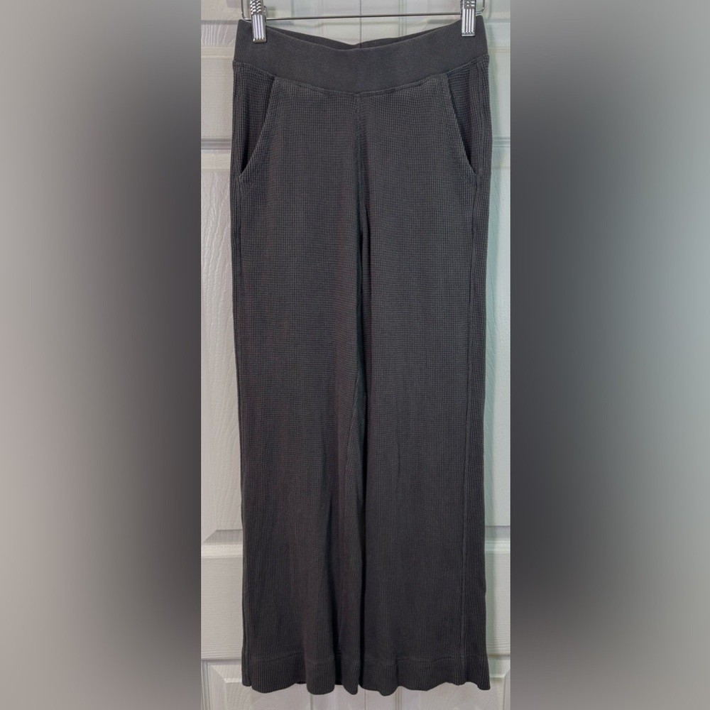 Pact Organic Cotton Thermal Waffle Wide Leg Pants – Dark Charcoal XS